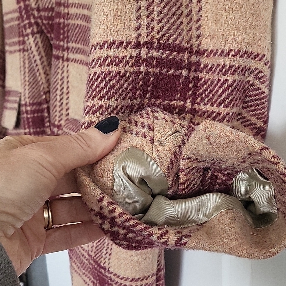 Isabel Marant Beige and Burgundy Plaid Blazer - Picture 5 of 13